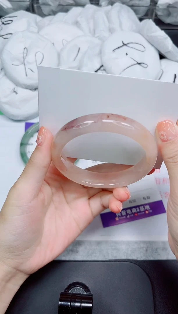 石英质玉手镯未镶嵌255-59