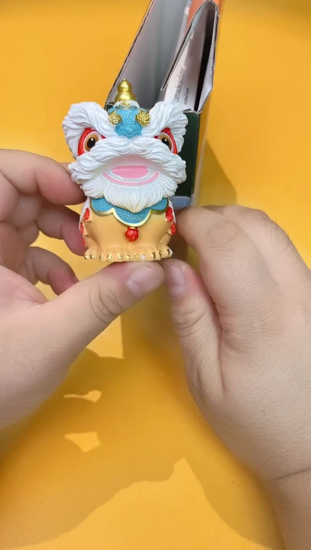 瓷片车载香薰绿   默认微瑕 介意慎拍