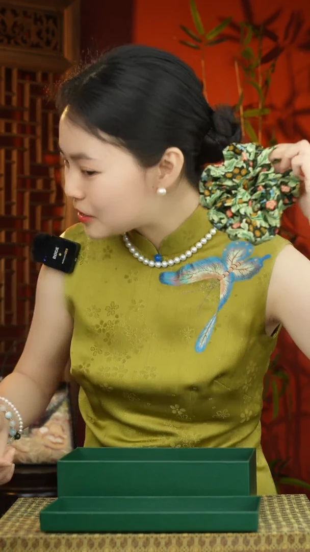 刺绣桑蚕丝大肠圈发圈