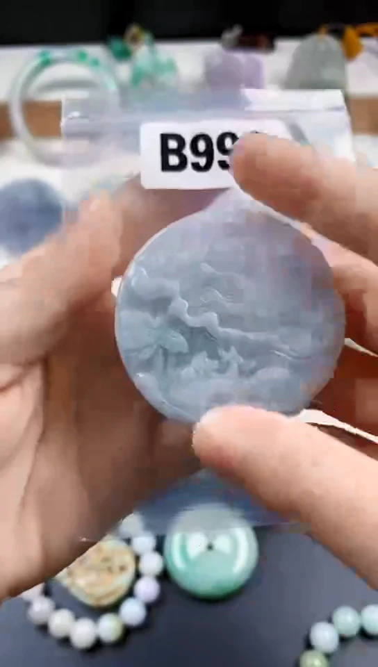 颈饰未镶嵌翡翠天然翡翠吊坠挂件