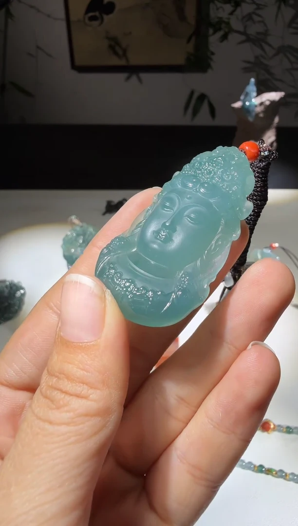 未镶嵌挂件翡翠观音首