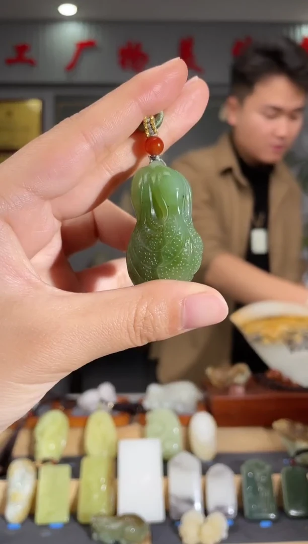 【闪购商品】和田玉颈饰未镶嵌拍一发一 多样性发货