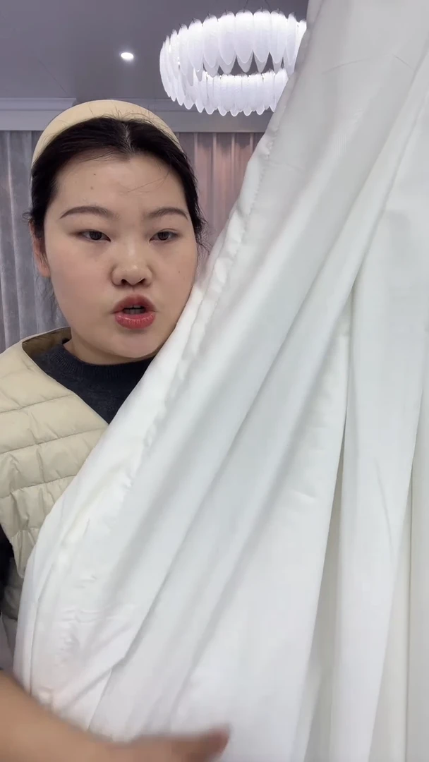 布闪电购商品15微瑕疵4.8挂钩2.7（中）