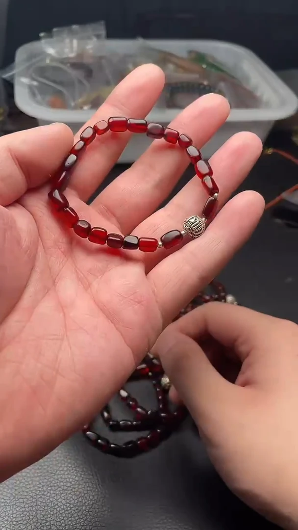 未镶嵌血珀手链多样性发货拍一发一