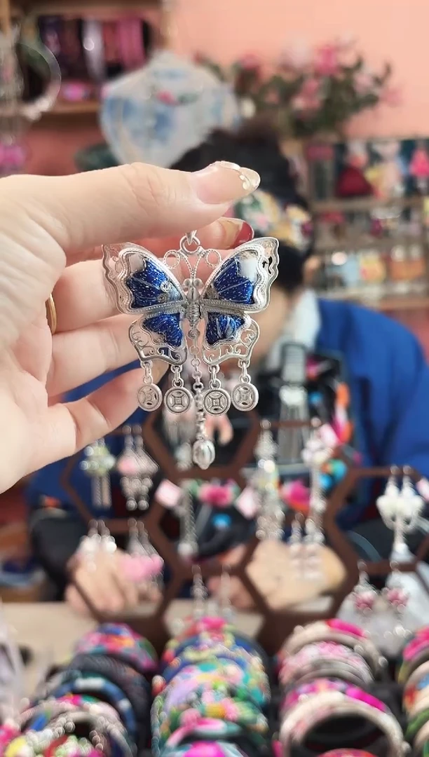 艺枝独绣手工饰品60