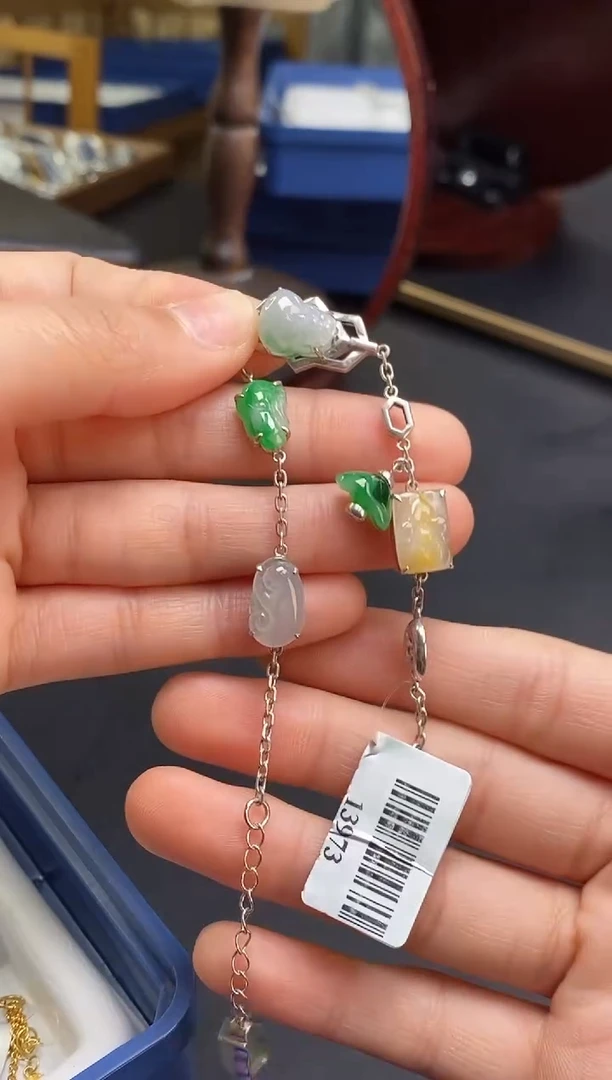 颈饰银S925镶嵌翡翠13973