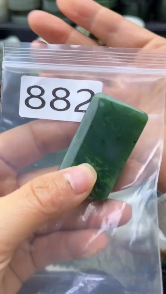 未镶嵌和田玉珠宝半成品牌子