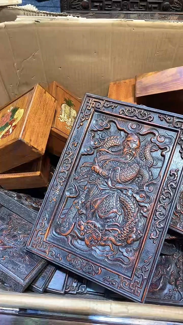 木紫檀雕刻一物一拍