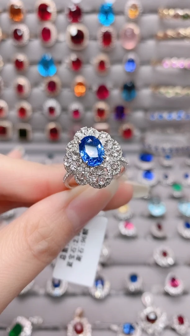 【闪购商品】蓝宝石18K金戒指18K金镶嵌1