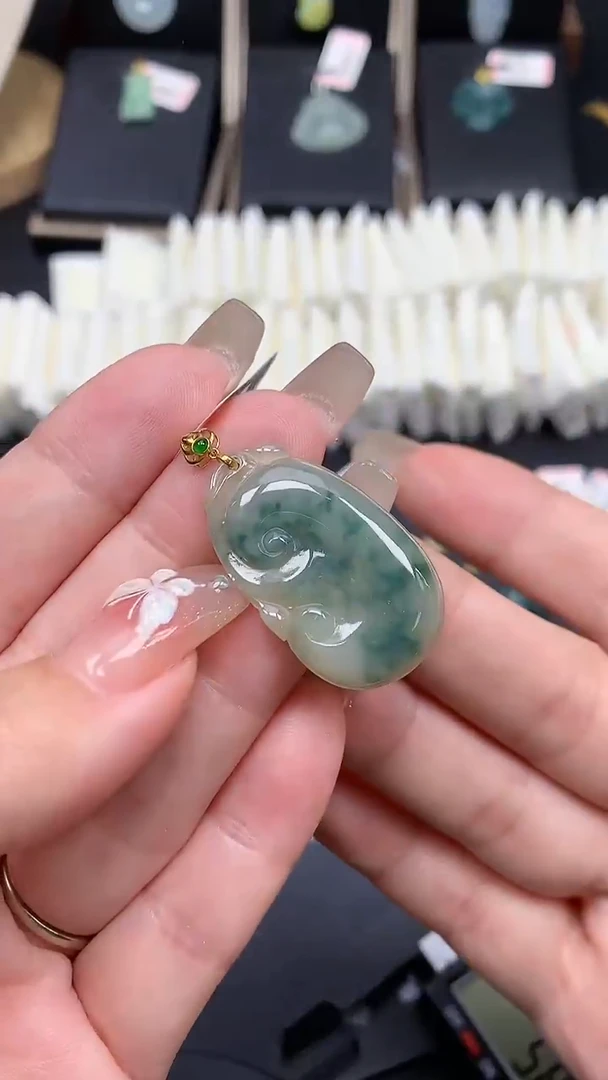 【闪购商品】翡翠吊坠(不含链)18K金镶嵌MS114201