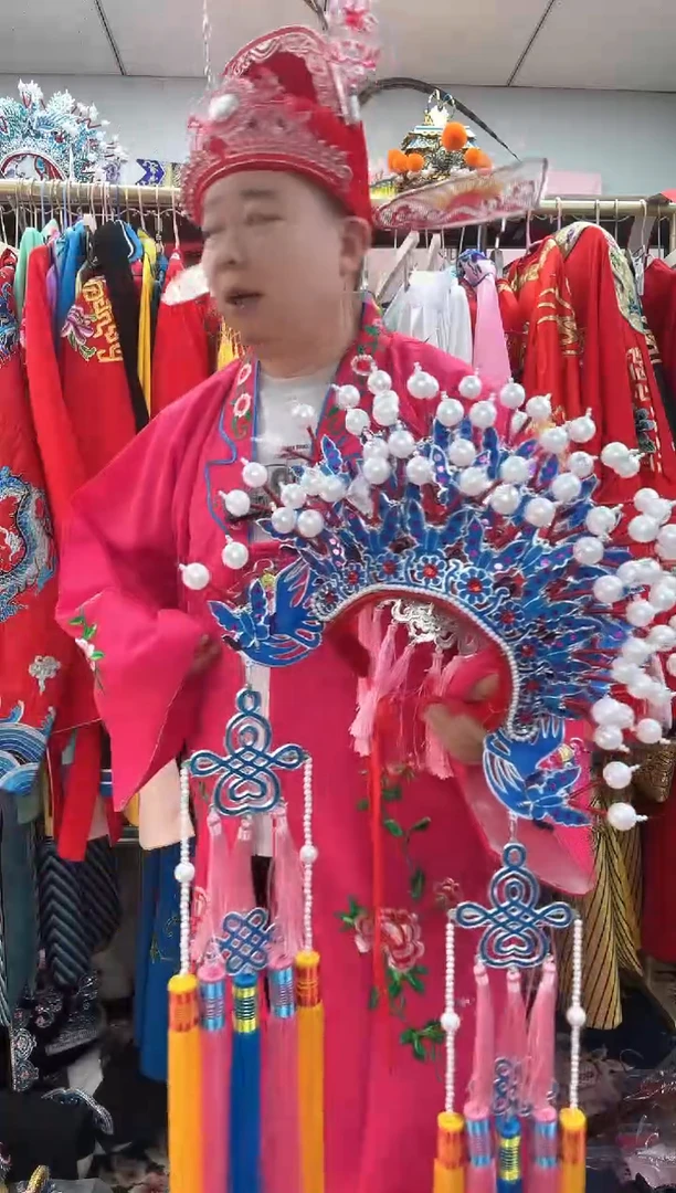 星**艺戏曲花旦女披玫红色 蓝色凤冠