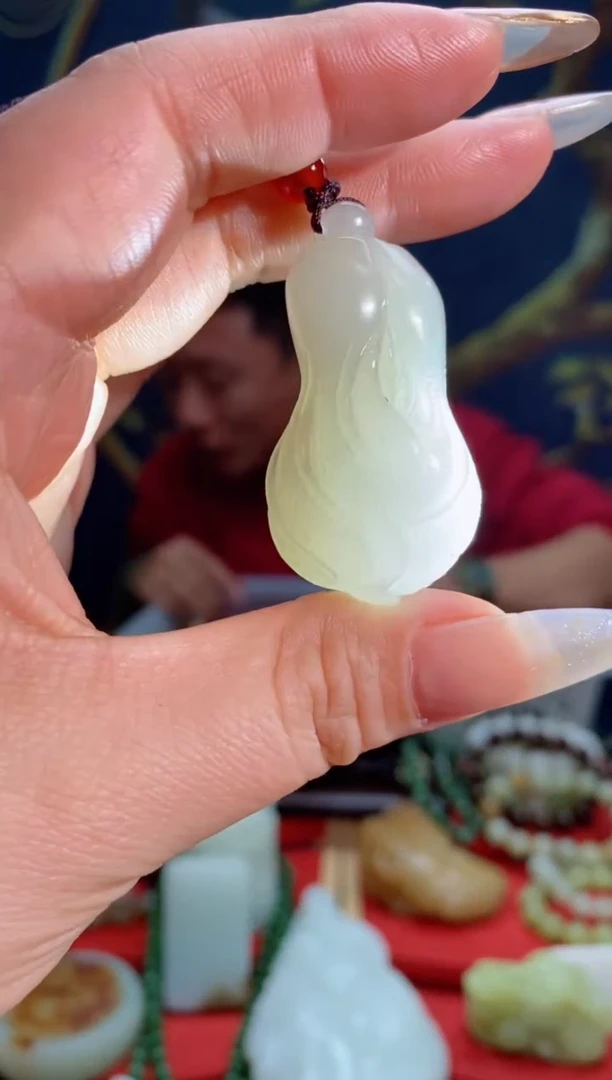 【闪购商品】和田玉吊坠未镶嵌1