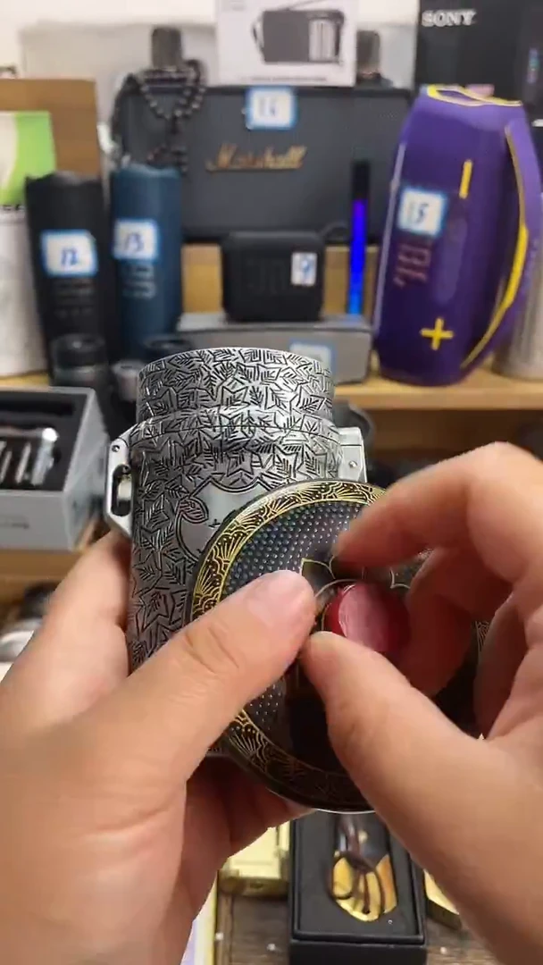 瓷片闪购商品 如图所示