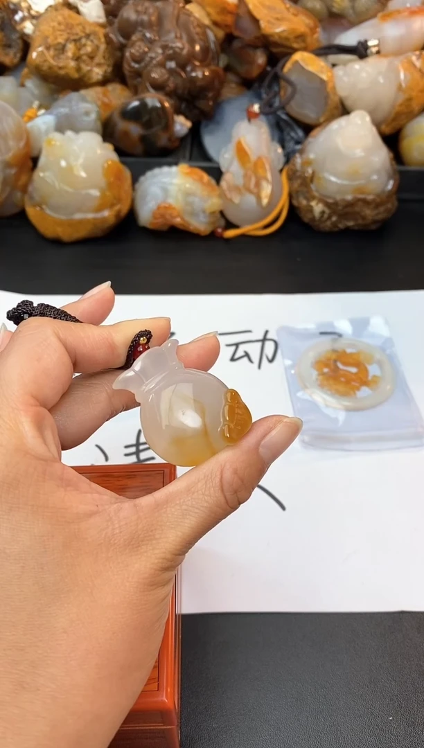 【闪购商品】玛瑙/玉髓珠宝奇石未镶嵌0