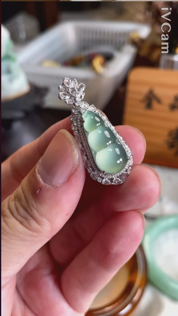 18K金镶嵌定制翡翠1666号