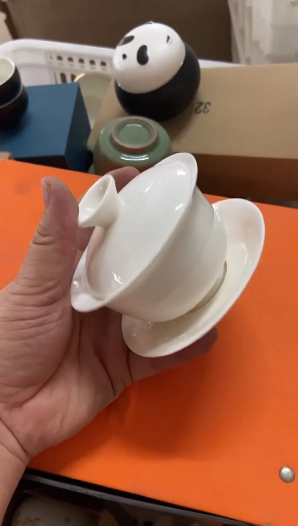 杯无运费险有瑕疵的摄影的产品有使用过的痕迹有点脏介意勿拍