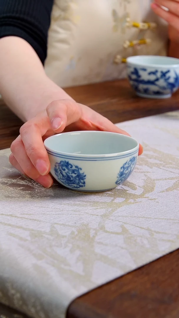 【闪购商品】青花团龙普洱杯11111111