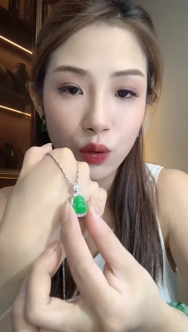 翡翠18K金镶嵌吊坠(不含链)A80翡翠