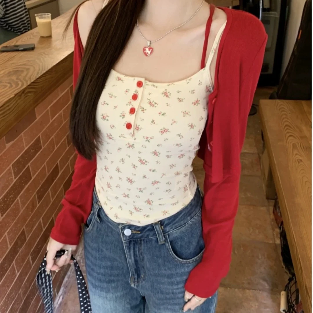 Yi+5020甜美碎花吊带+外皮