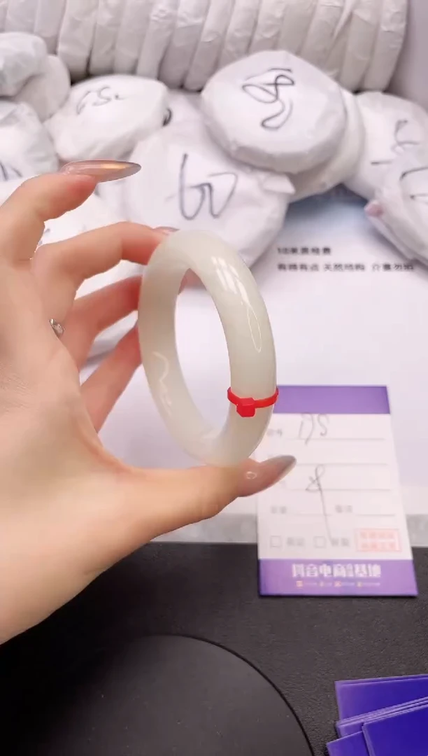 【闪购商品】和田玉手镯未镶嵌28K198-59