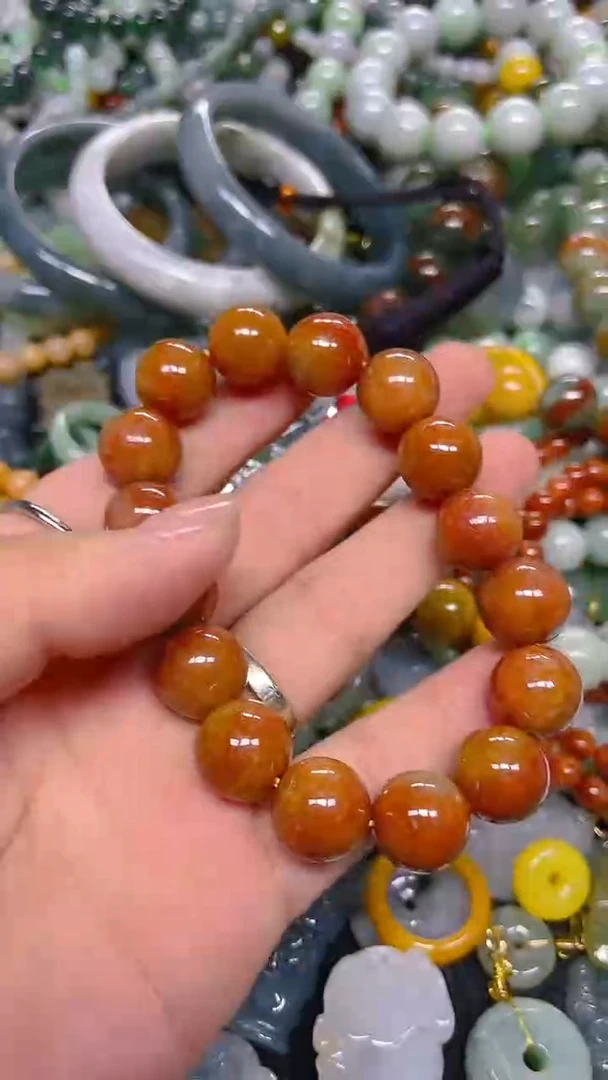 颈饰未镶嵌翡翠13mm/ C /翡翠A货，一件也是批发价