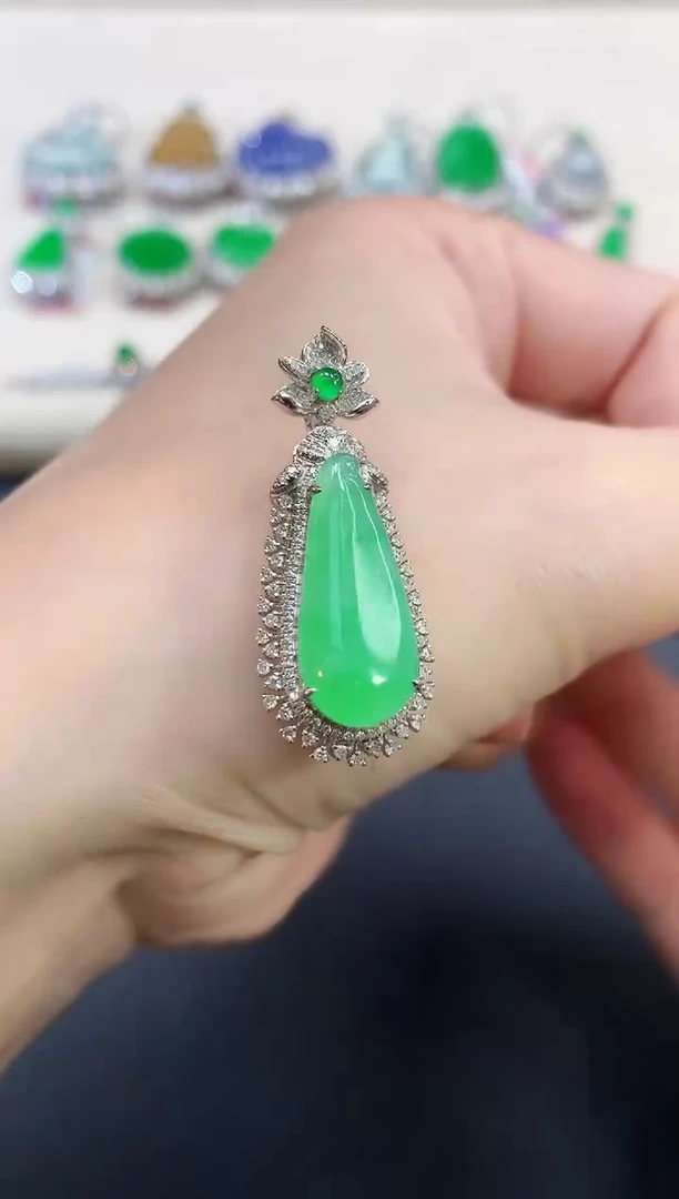 翡翠18K金镶嵌吊坠(不含链)|7980