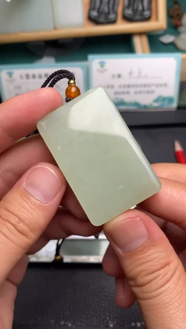 颈饰未镶嵌和田玉和田玉