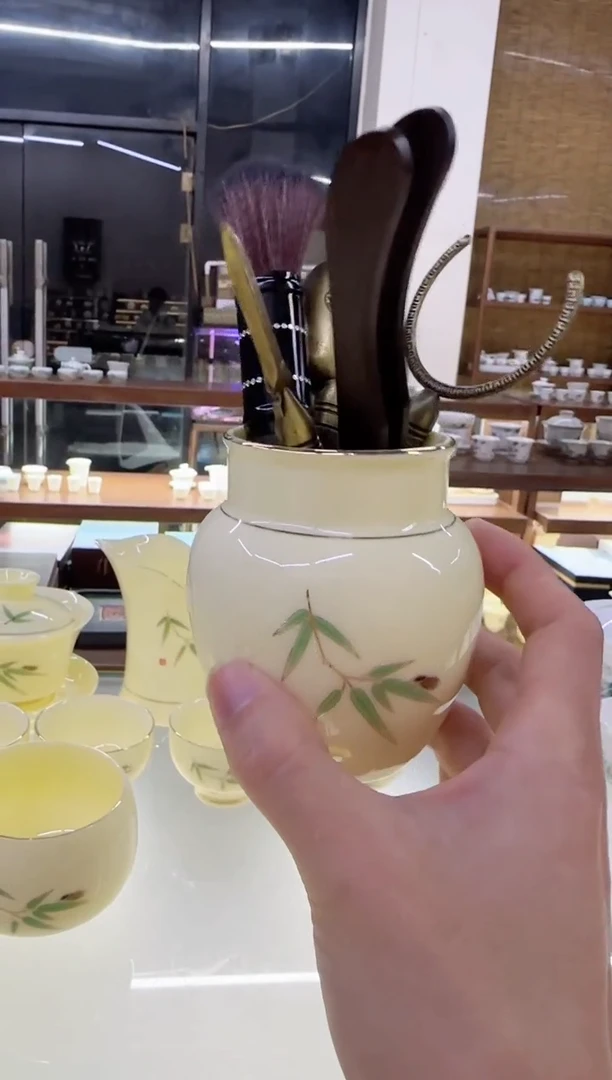 【闪购商品】瓷片言泥言泥言泥@YN