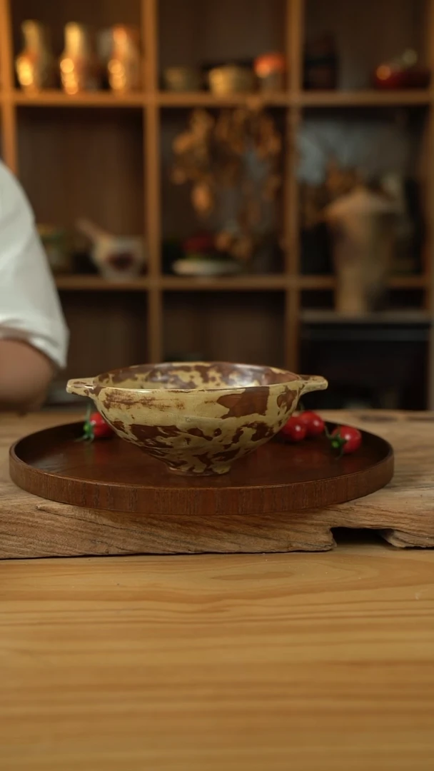 虎皮系列的6英寸双耳锤纹燕麦碗1个
