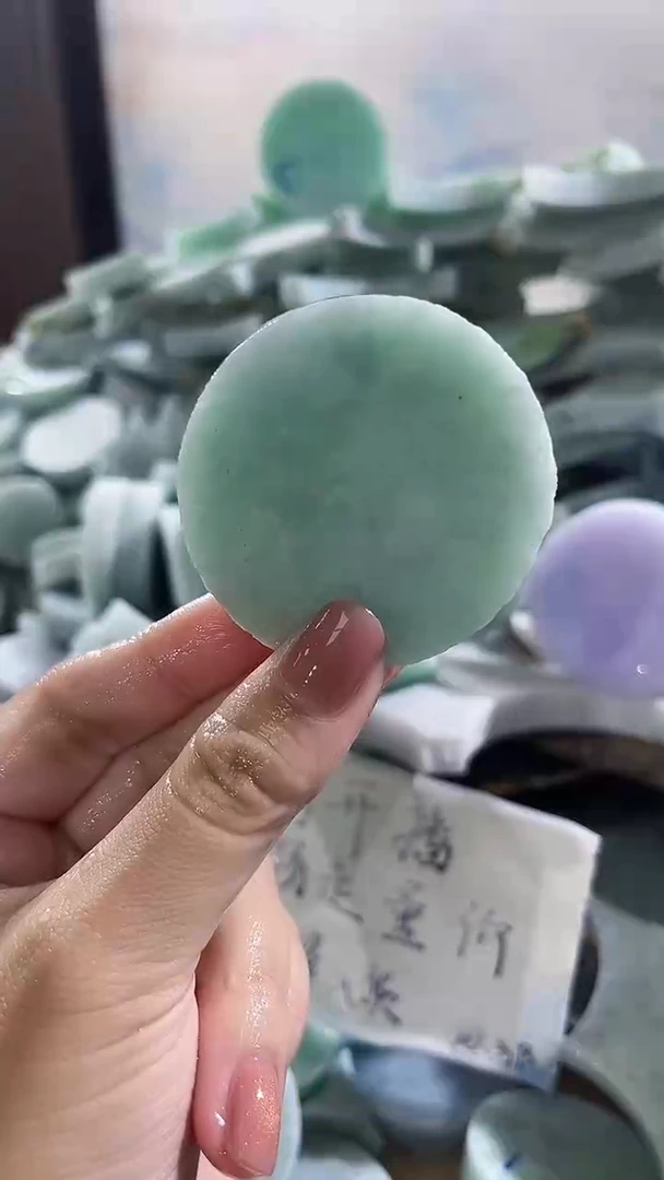 颈饰未镶嵌翡翠翡翠缅甸翡翠A货钟107
