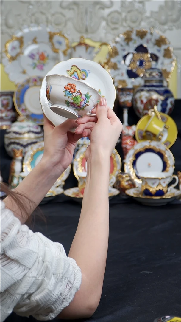 骨瓷婷婷中古器物如图所示74