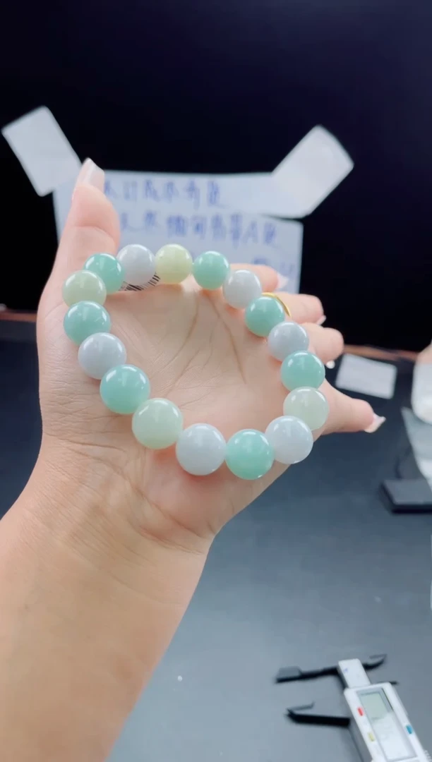 未镶嵌定制翡翠珠串