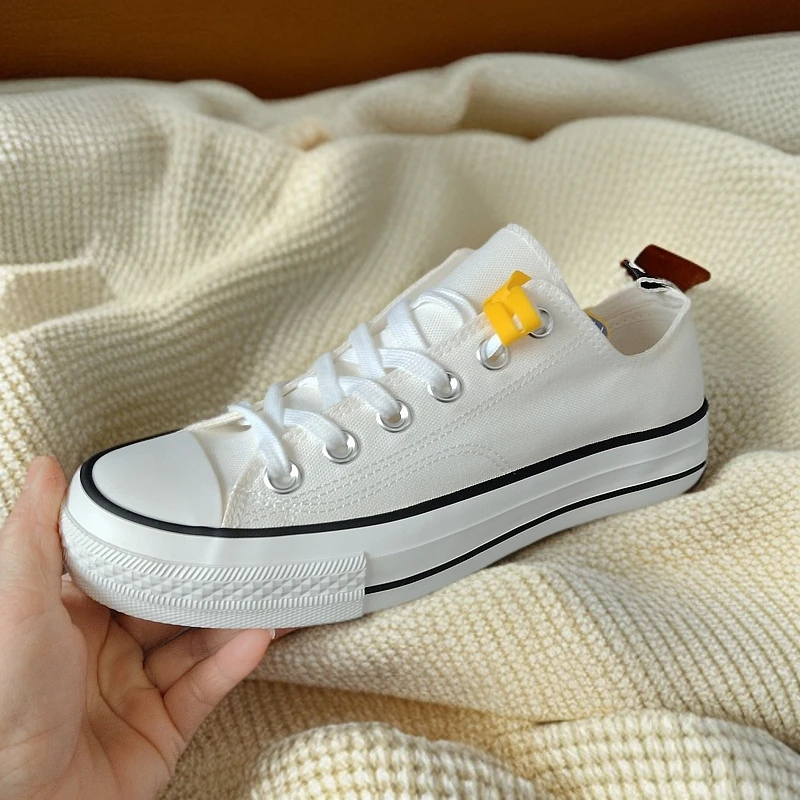 6016猴  简约休闲板鞋