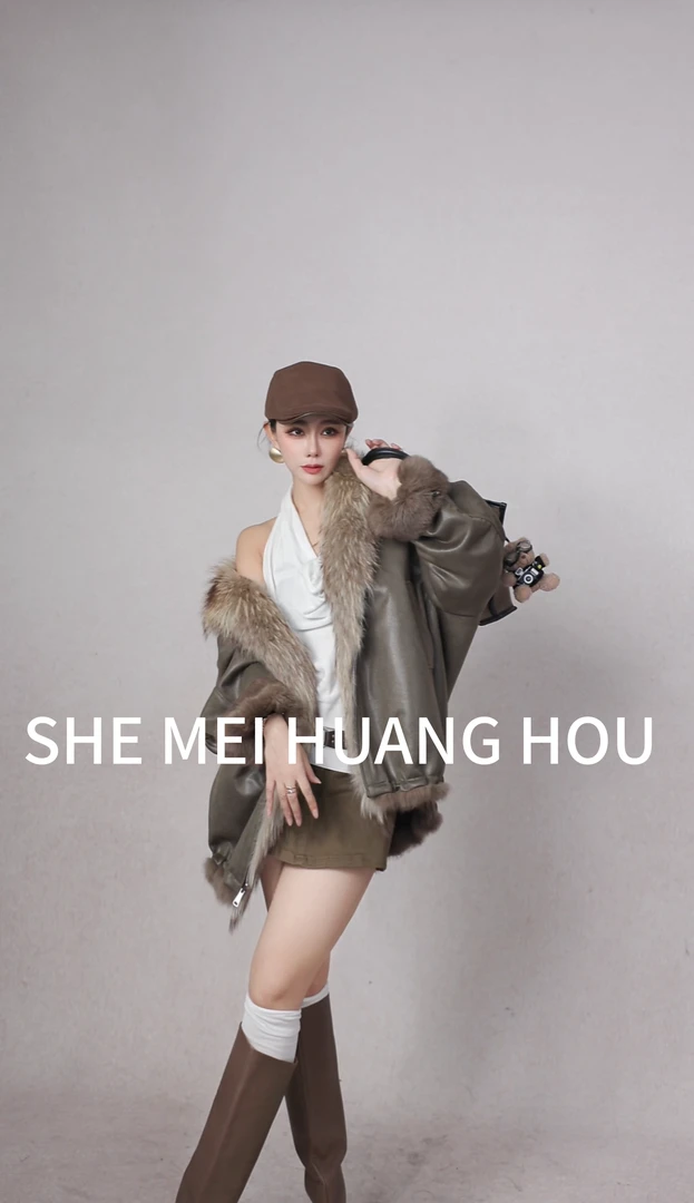 （冬季暖炉）原创设计款貉子毛整皮皮草大版冬新派克服外套25209