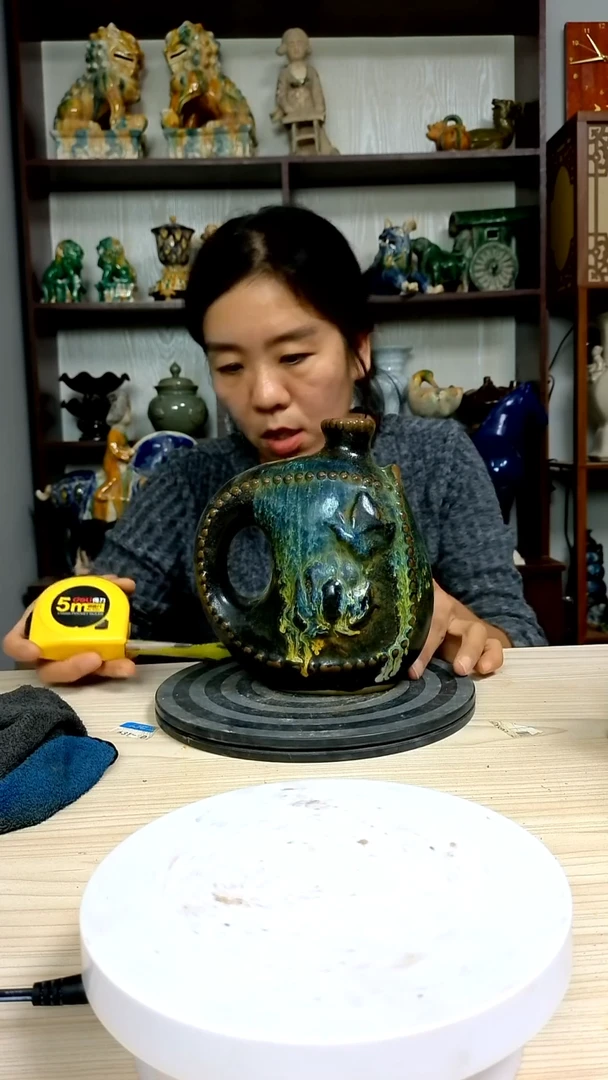 经典精美复古风格瓷器