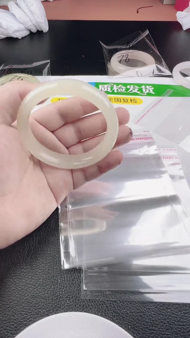 未镶嵌手镯石英质玉晴水57