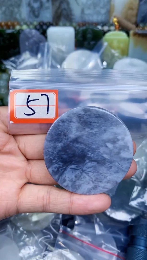 颈饰未镶嵌和田玉和田玉