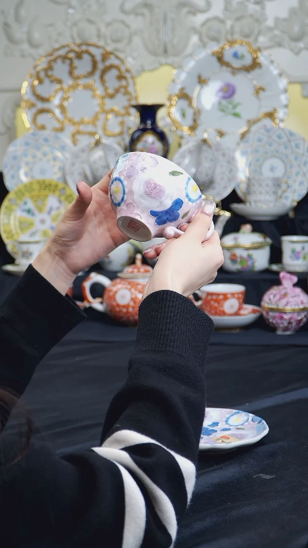 骨瓷婷婷中古器物如图所示106