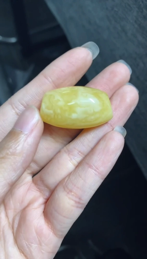 未镶嵌蜜蜡裸石（静）马蹄珠