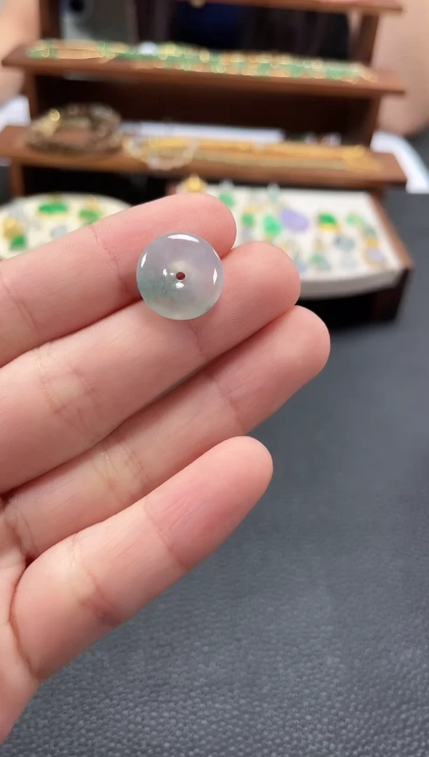 【闪购商品】翡翠吊坠(不含链)未镶嵌一个  JK358