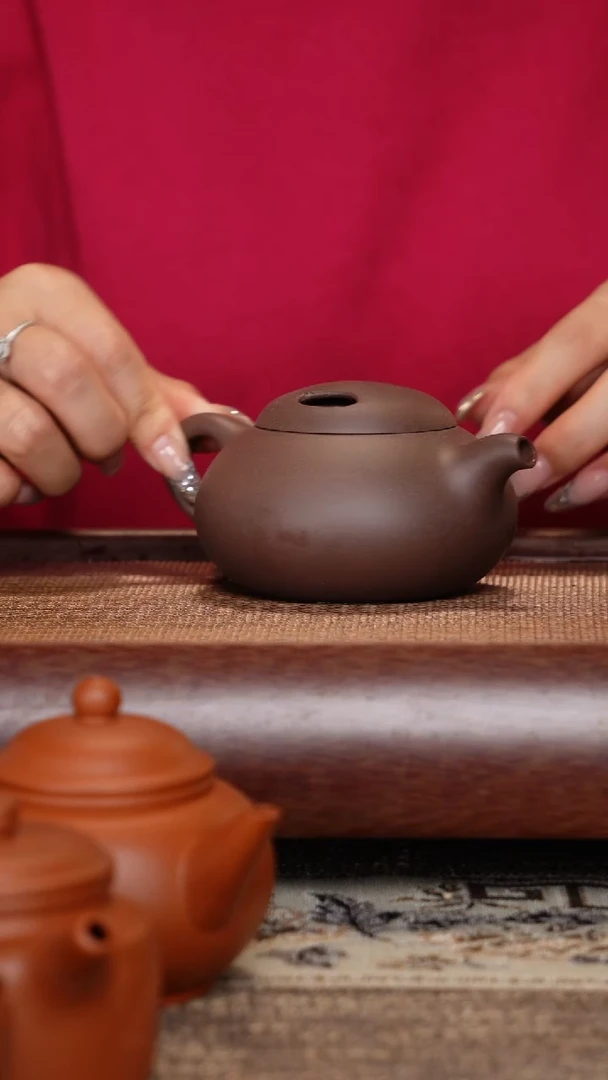 茶壶紫砂牛盖180cc