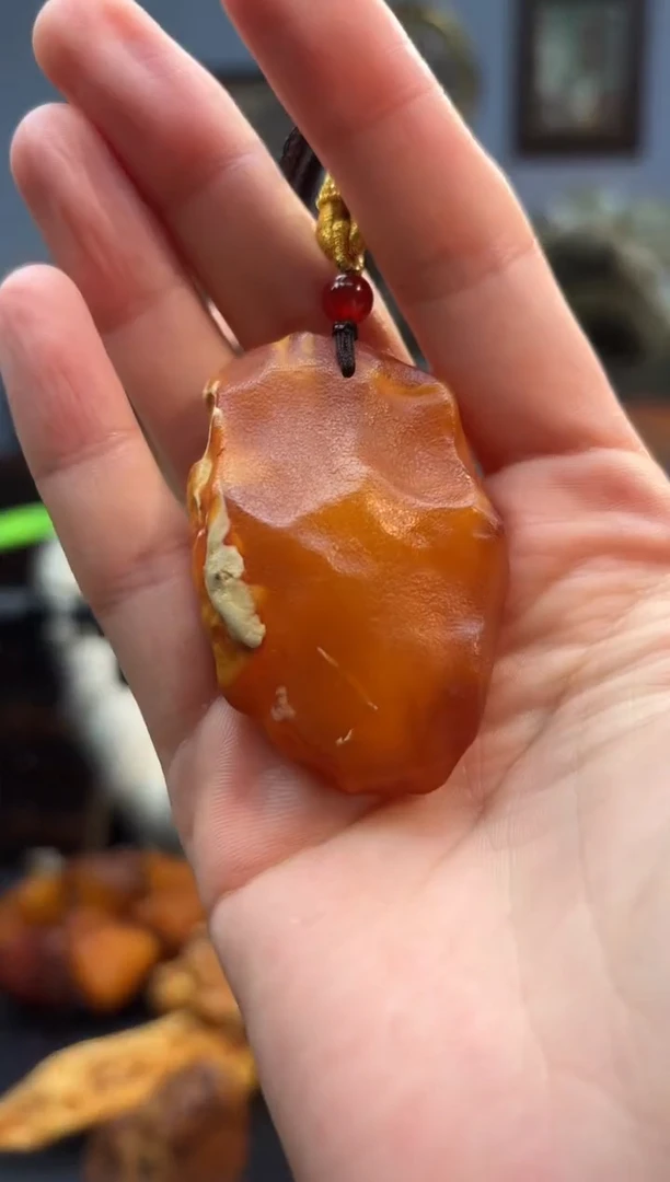 琥珀颈饰未镶嵌吊坠