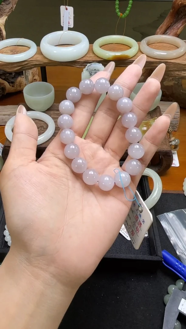 手串未镶嵌和田玉卡12青海烟紫 圆珠 9010456