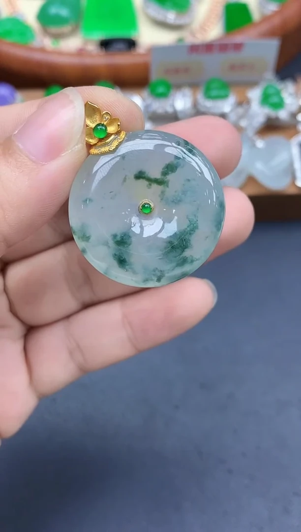 颈饰18K金镶嵌翡翠372-中国好珍宝