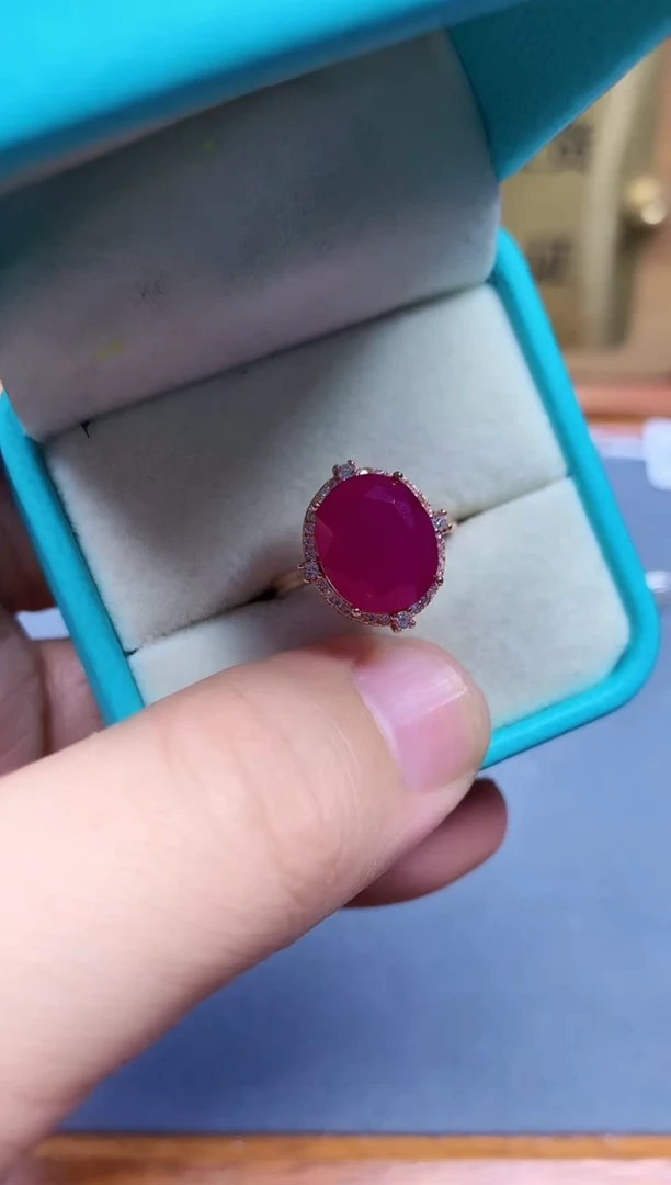 【闪购商品】红宝石戒指银S925镶嵌........