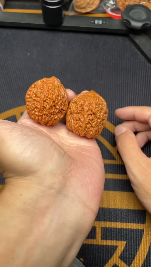 文玩核桃吊坠大蒜头全品36+