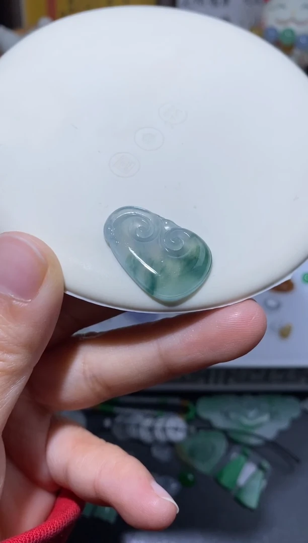 未镶嵌定制翡翠如意