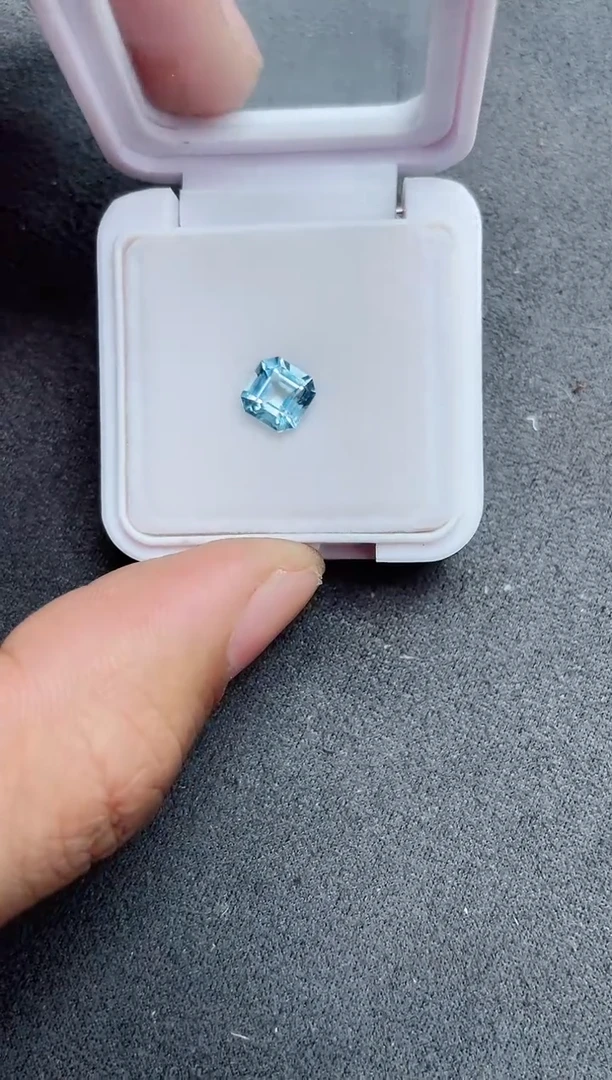 裸石海蓝宝石1.28ct