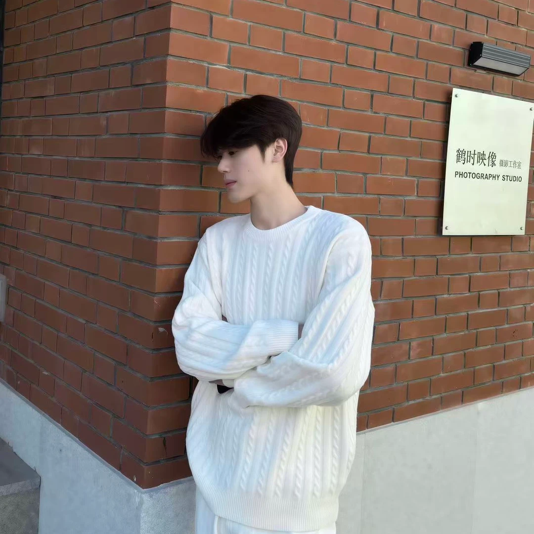针织常规冬季纯色保暖针织衫毛衣男士条纹简约情侣