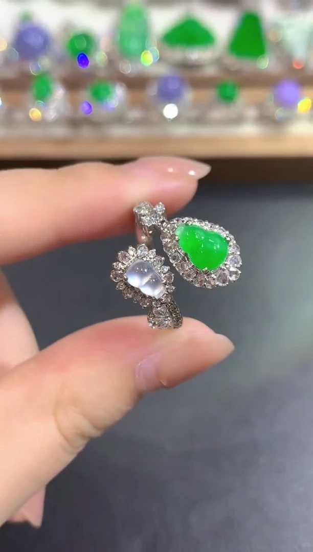 颈饰18K金镶嵌翡翠106-戒指